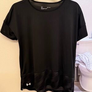 Under Armour Women's Black Short Sleeve Tee